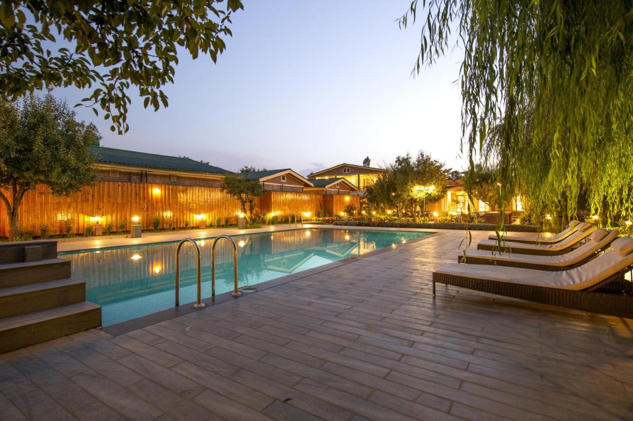 Hotel The Orchard Retreat & Spa Srīnagar Exterior foto